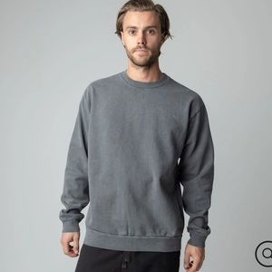 NWOT Talentless MEN'S CREWNECK